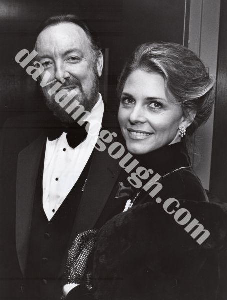 Jack Haley Jr. and Lindsay Wagner 1985, NY.jpg